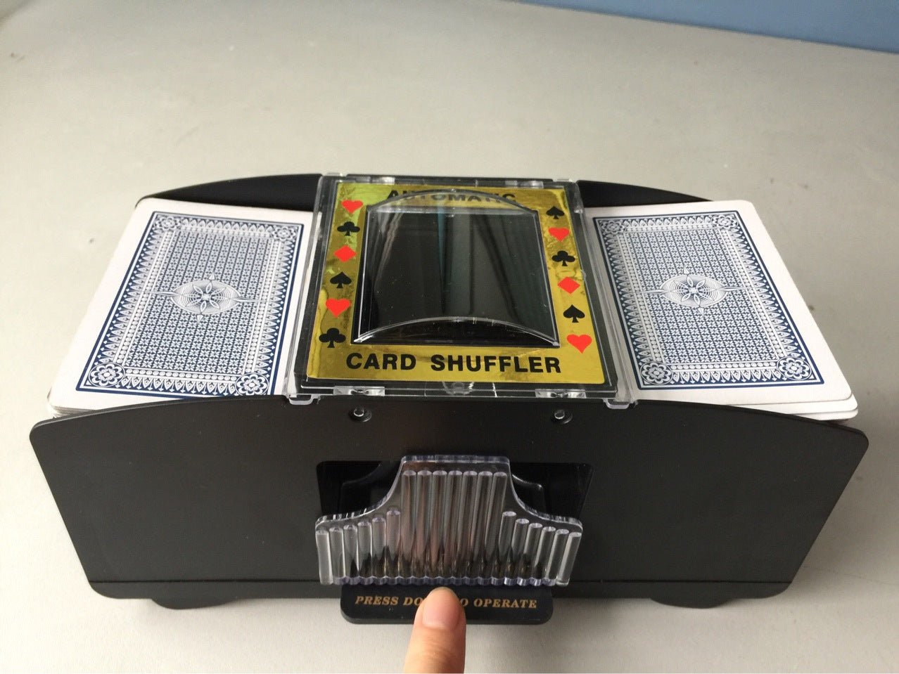 Automatic Card Shuffler - EliteDomain